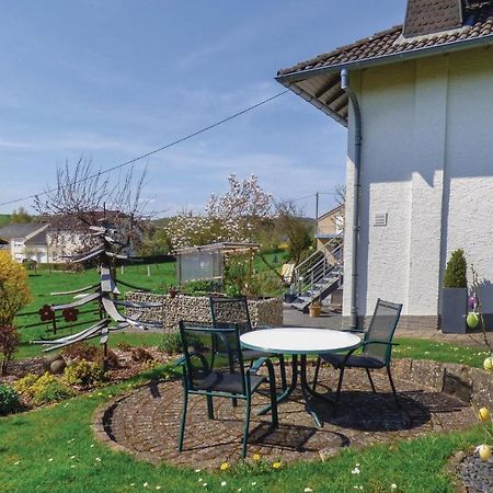 Cozy Apartment In Koerperich-Obersgegen With Wifi Korperich Esterno foto